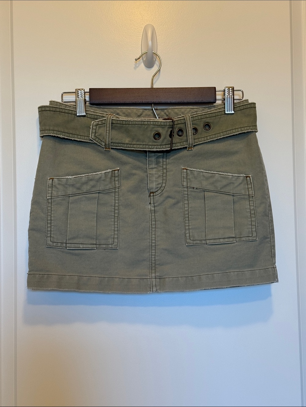 Vintage American Eagle Y2K Olive Cargo Mini Skirt with Belted Waist